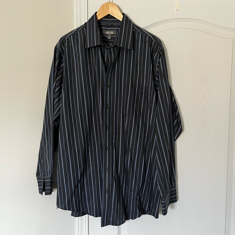Kenneth Cole | men’s black stripe button down shirt - XL regular fit